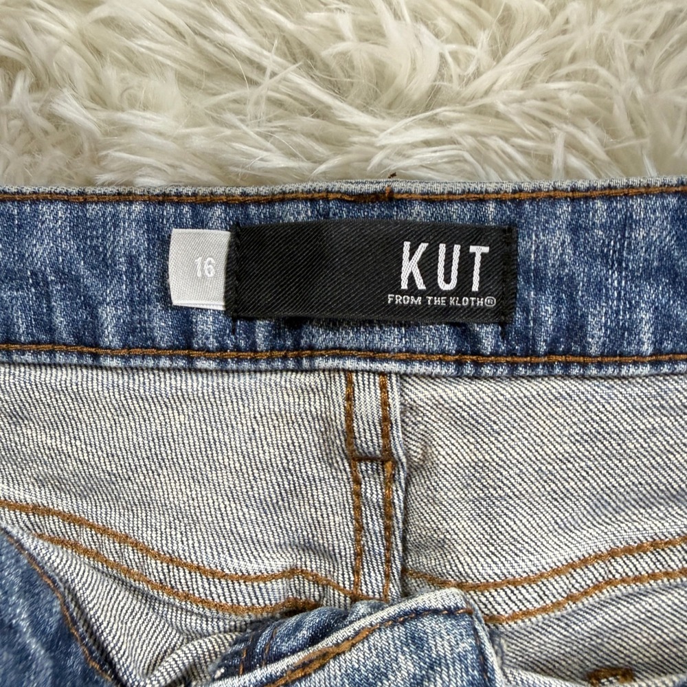 KUT From The Kloth Sophie Bermuda Distressed Denim Shorts Women's Size 16 Jorts - Picture 9 of 12